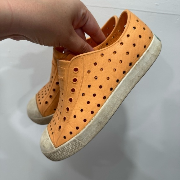Native Kids Slip-On Rubber Shoes Orange Size 1 - Picture 5 of 7
